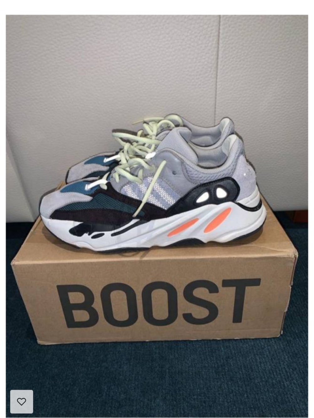 Yeezy Boost 700